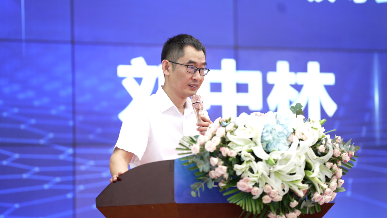 喜訊 | 重慶宇隧再次單筆億元設(shè)備采購(gòu)簽約儀式圓滿舉行！