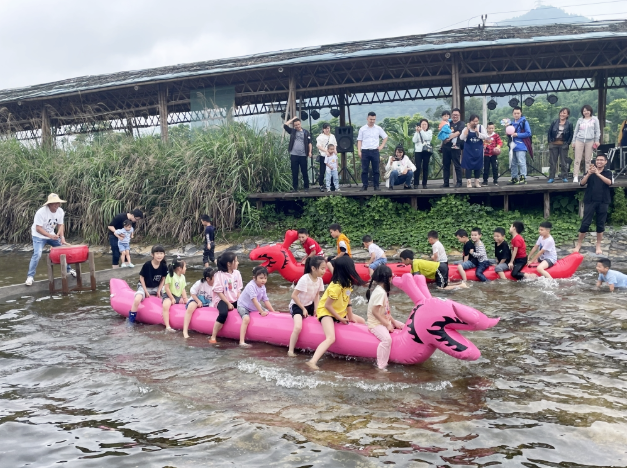 品味經(jīng)典 筑夢童年 爭做新時代好少年