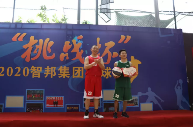 迎籃而上，挑戰(zhàn)自我