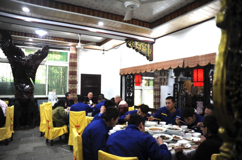 以廠為家、聚力匯智、共建智邦美好家園