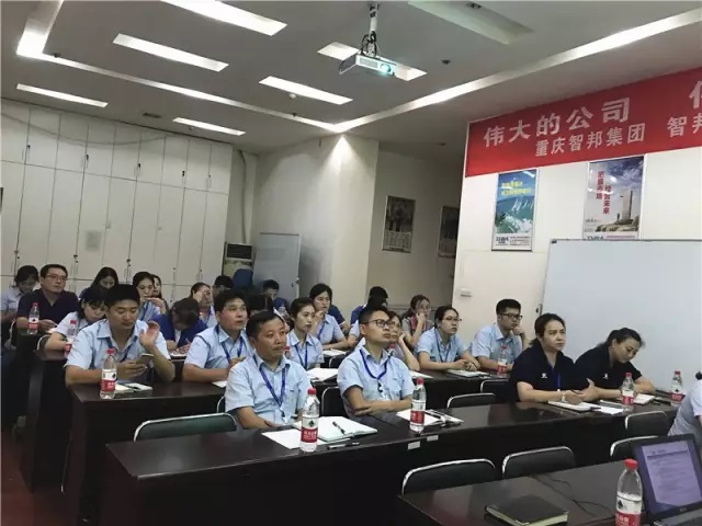 加強(qiáng)保密教育，增強(qiáng)保密觀念